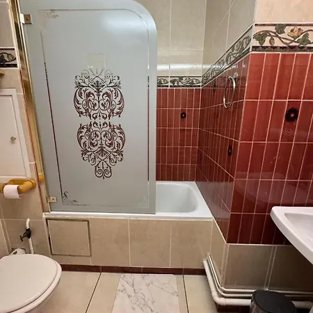 Pour 4 Personnes Apartmán
